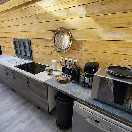 Yourte Spacieuse Avec Jacuzzi Privatif à - Api-1-52-1517 Campeggio
