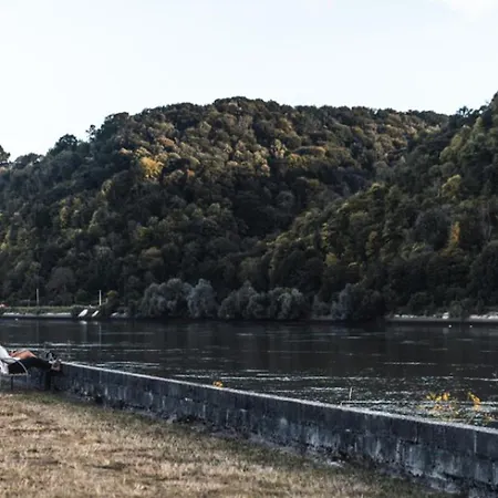 Yourte Spacieuse Avec Jacuzzi Privatif A Jumieges - Api-1-52-1517 *