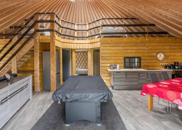 Yourte Spacieuse Avec Jacuzzi Privatif A Jumieges - Api-1-52-1517