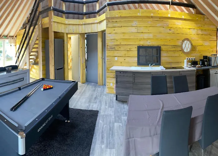 Yourte Spacieuse Avec Jacuzzi Privatif A Jumieges - Api-1-52-1517 Jumièges