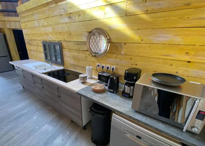 Yourte Spacieuse Avec Jacuzzi Privatif A Jumieges - Api-1-52-1517 Camping Jumièges