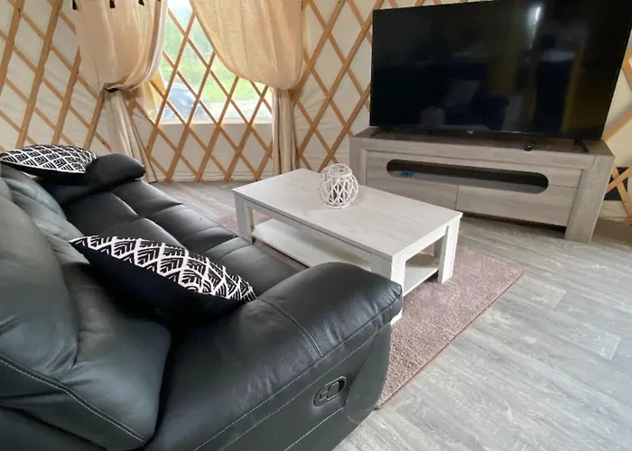 Yourte Spacieuse Avec Jacuzzi Privatif A Jumieges - Api-1-52-1517 Jumièges