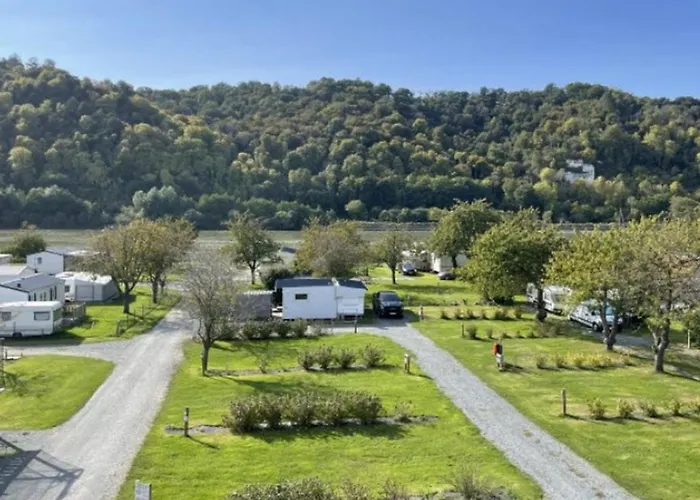 Yourte Spacieuse Avec Jacuzzi Privatif A Jumieges - Api-1-52-1517 *