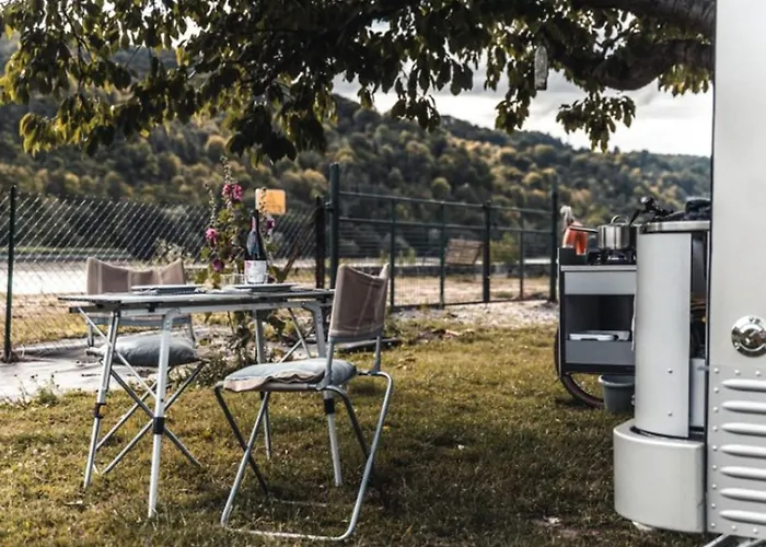 Yourte Spacieuse Avec Jacuzzi Privatif A Jumieges - Api-1-52-1517 Camping Jumièges