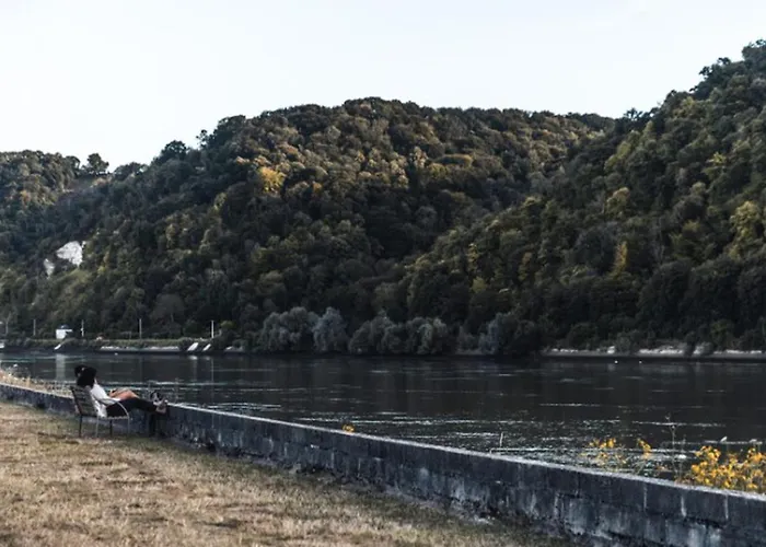 Yourte Spacieuse Avec Jacuzzi Privatif A Jumieges - Api-1-52-1517 *